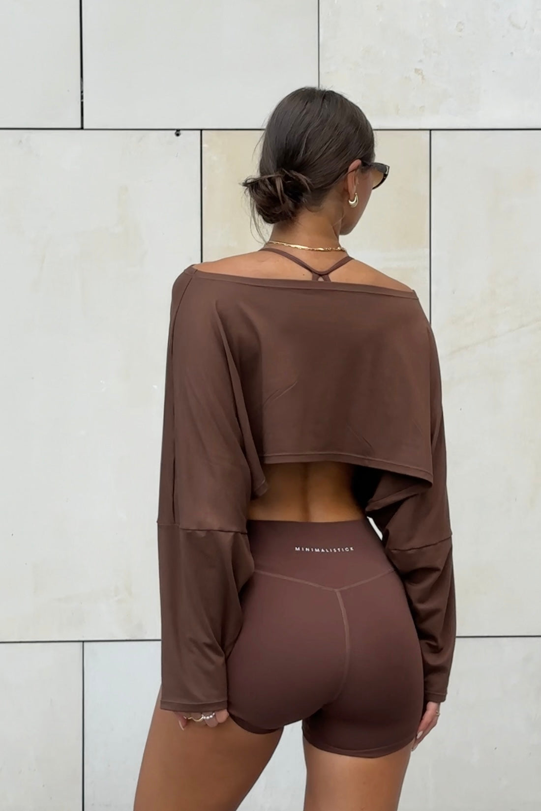 Volný Long  Sleeve Crop top UMBER