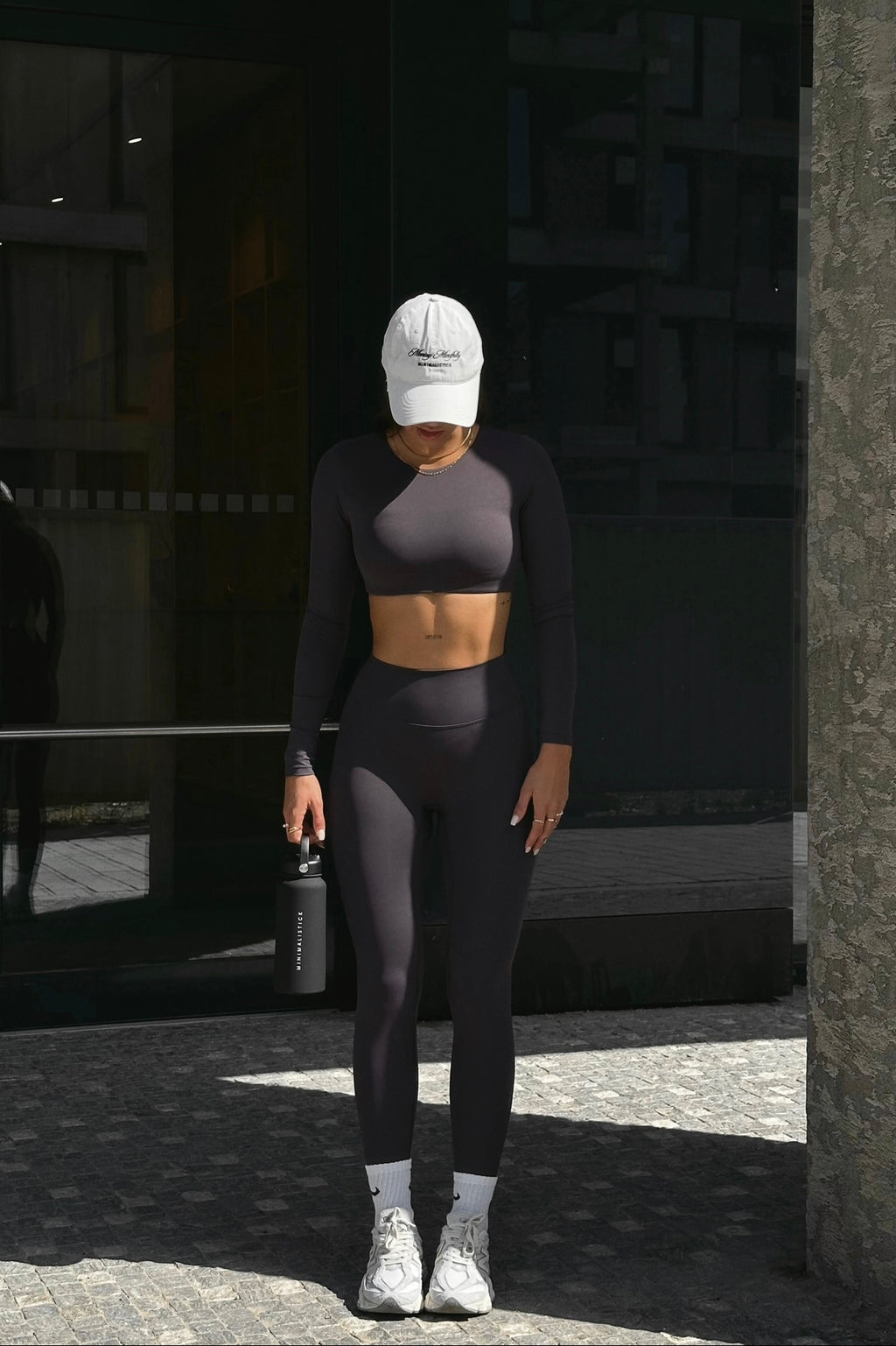 Long Sleeve Crop top s vnitřní podprsenkou STONE