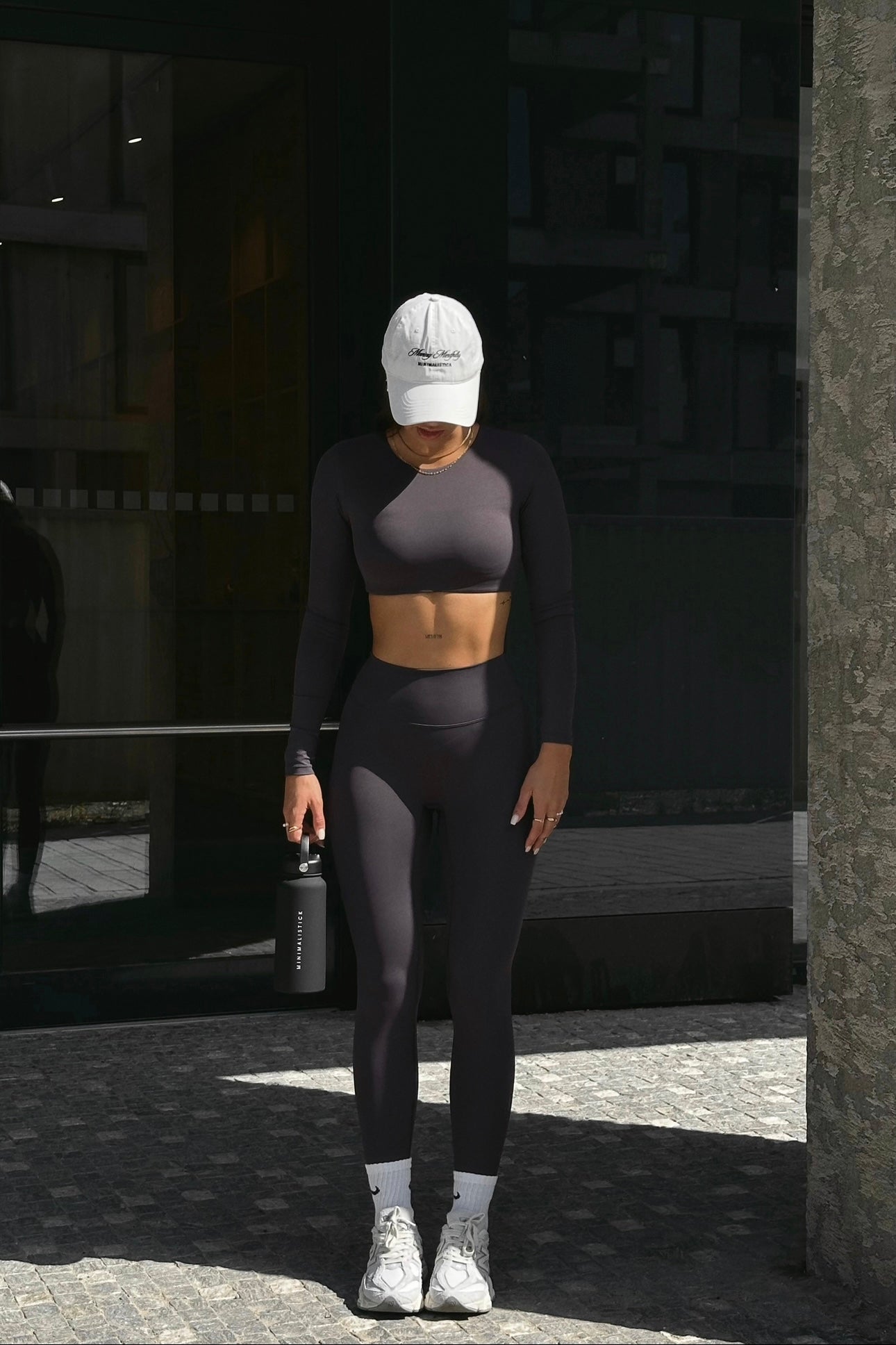 Long Sleeve Crop top s vnitřní podprsenkou STONE