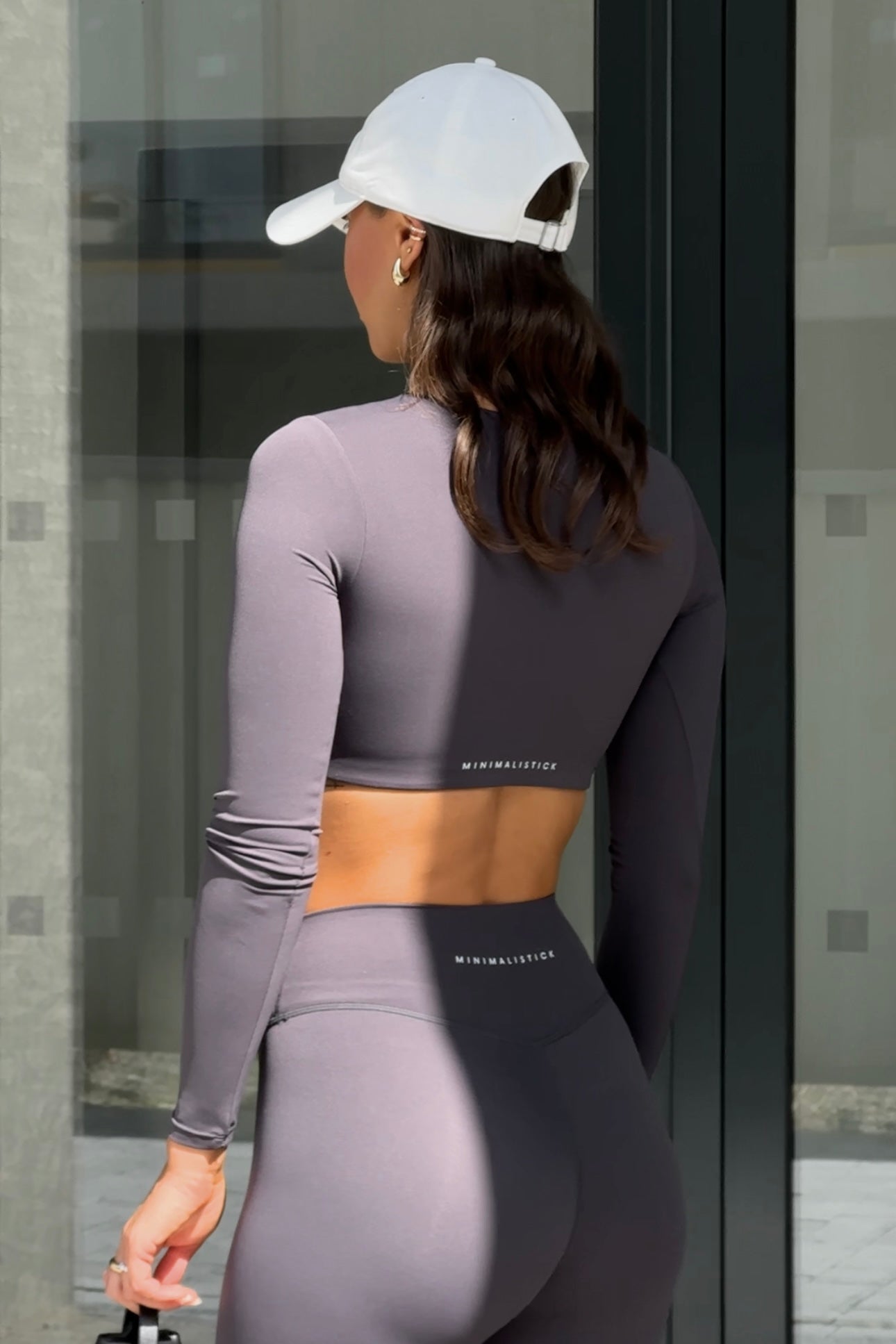 Long Sleeve Crop top s vnitřní podprsenkou STONE