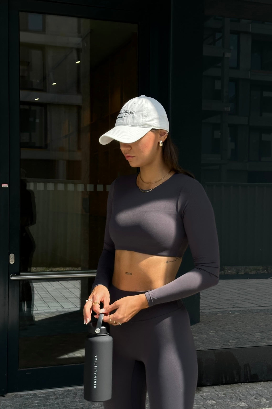 Long Sleeve Crop top s vnitřní podprsenkou STONE