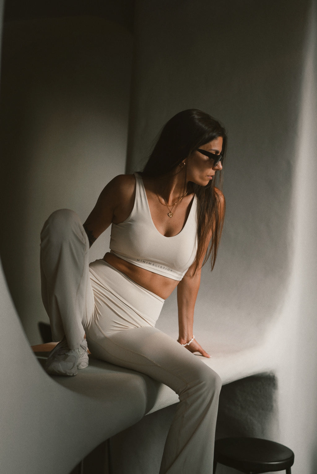 Sportovní podprsenka MINIMALISTICK CREAMY